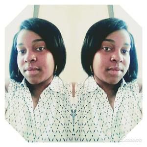 Meet your Posher, Liz